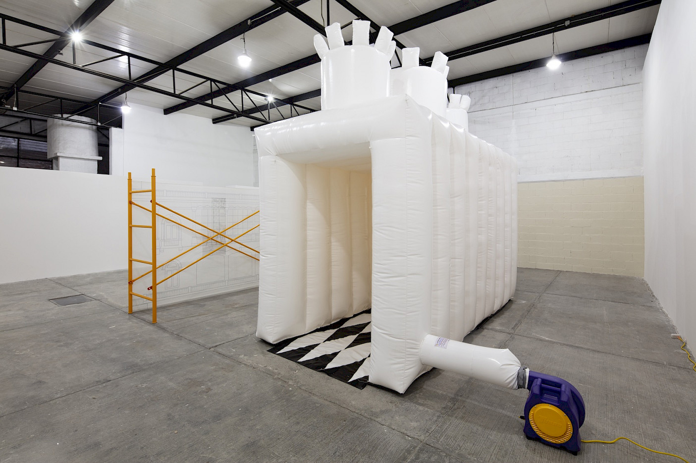 Image: Castles, installation view 2023, Llano, Mexico City, Mexico. Image courtesy of the artist and Llano. Photographer: Ramiro Chaves.
