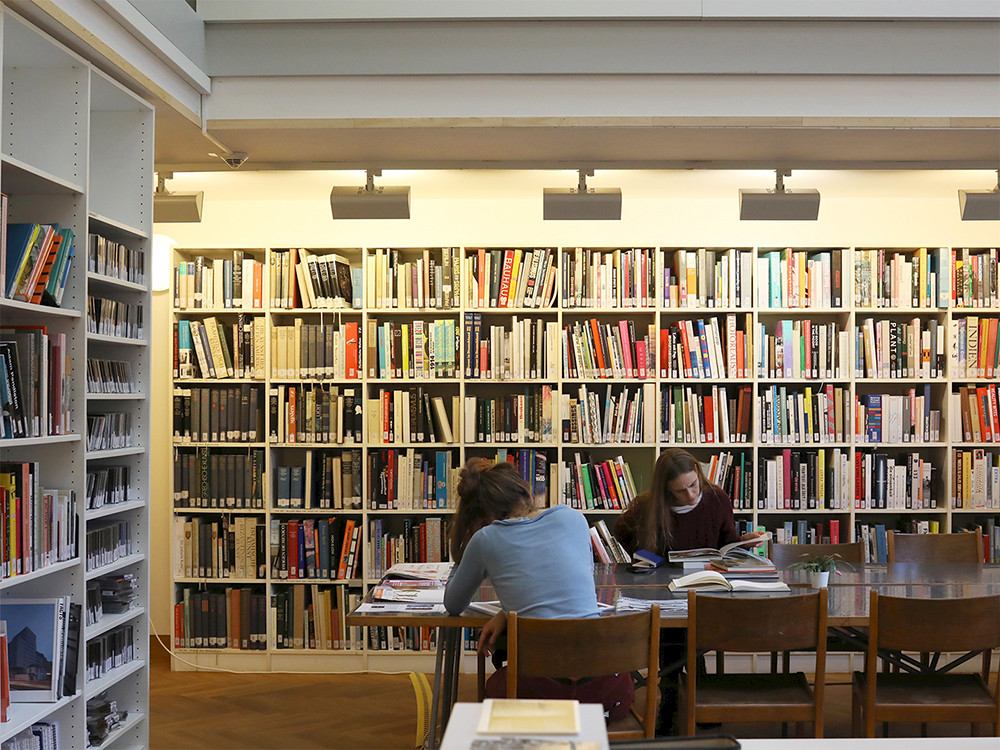 Library of the Städelschule