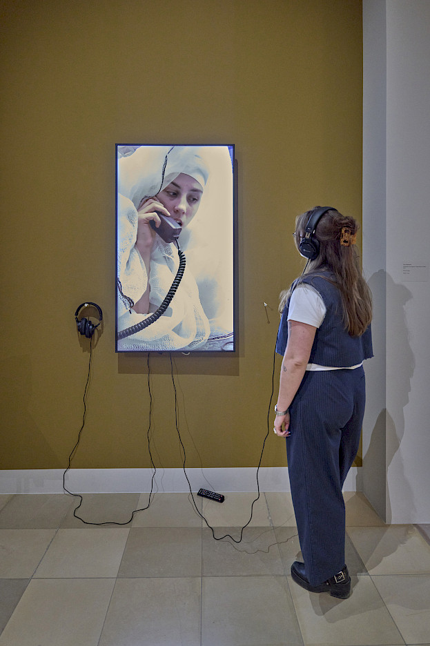 Video installation by Vera Varlamova