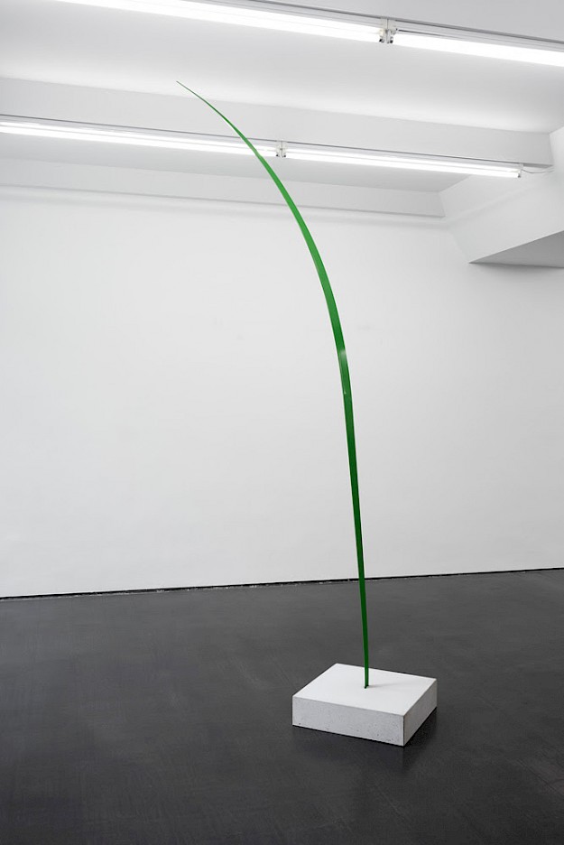 Judith Hopf Untitled Blade of Gras 2020 metal and concrete 298 x 495 x 122 cm